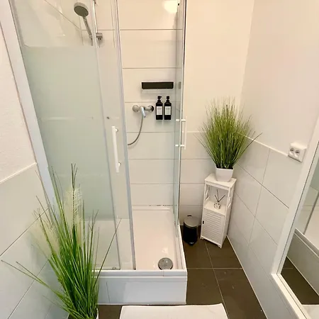 Street View - 2sz - 1wc - 1du - 1kue Apartment Karlsruhe